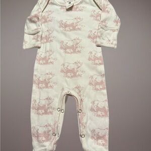 Kate Quinn, newborn Onesie with Pink 🐷 Print